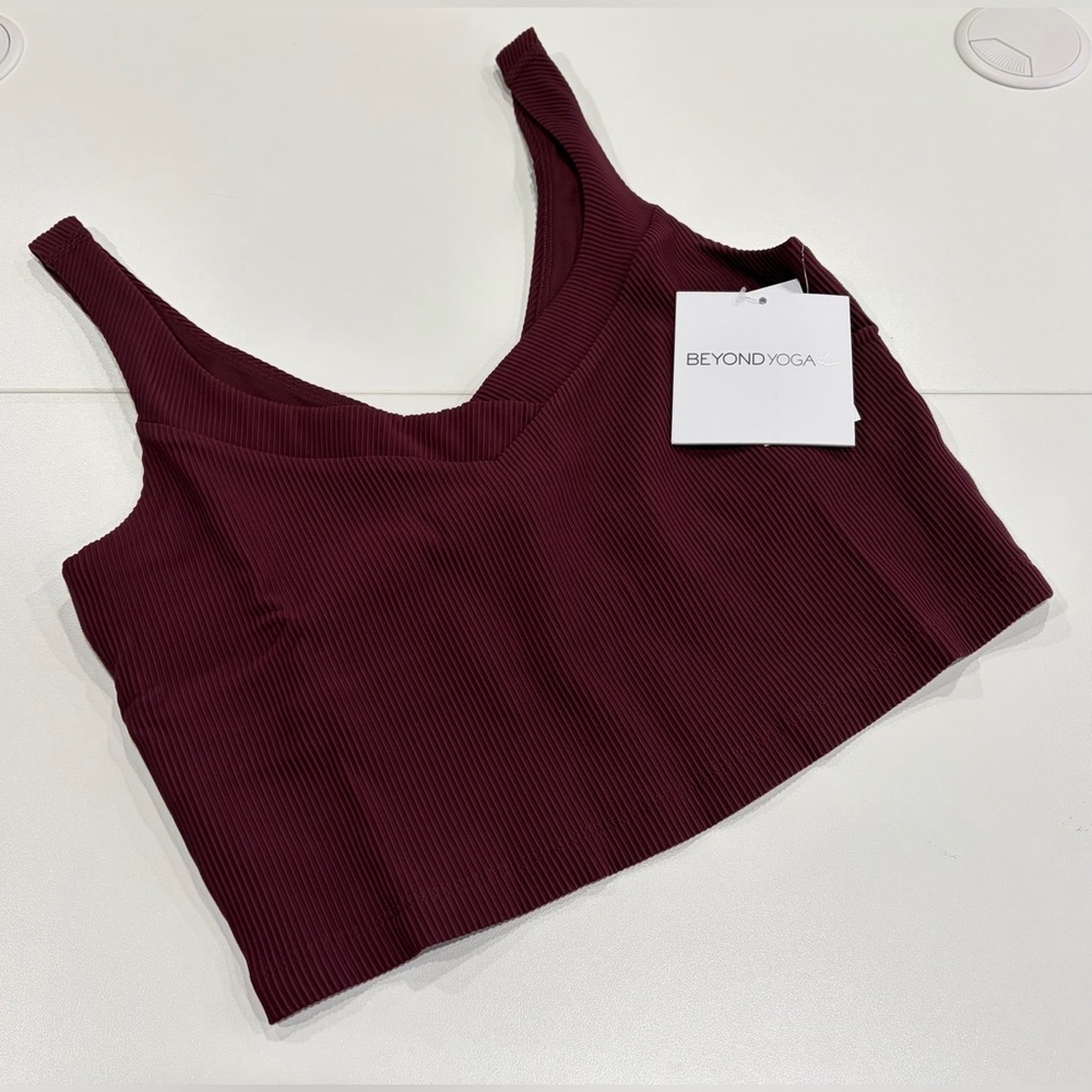 Beyond Yoga Women's Large Impulse Ribbed Cropped Tank Dark Cherry Red NWT Crop